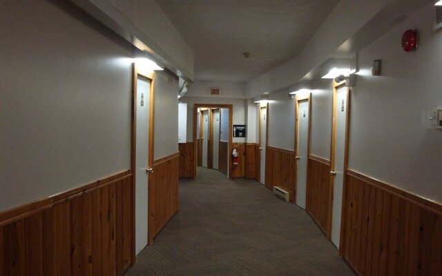 Hï¿½tel-Motel Le Beach