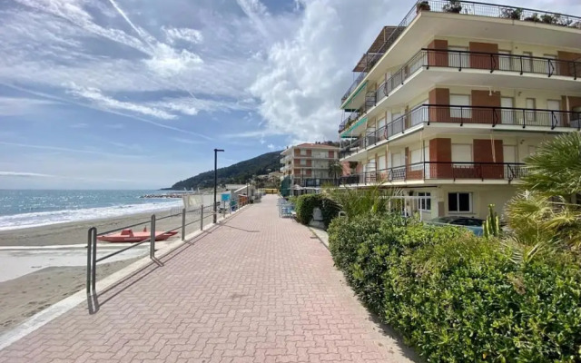 Via Capri 15 by Tempovacanza