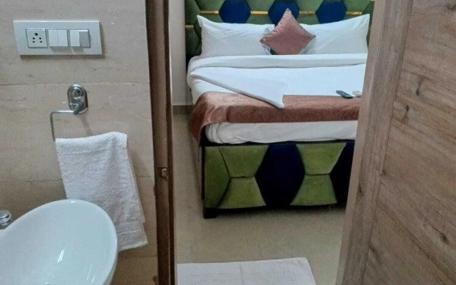 Soooper Hotel