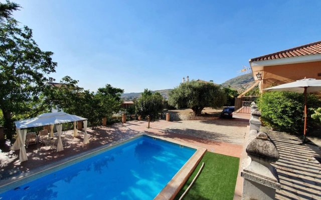 Villa With 2 Bedrooms in Alfacar, With Wonderful Mountain View, Private Pool, Furnished Terrace