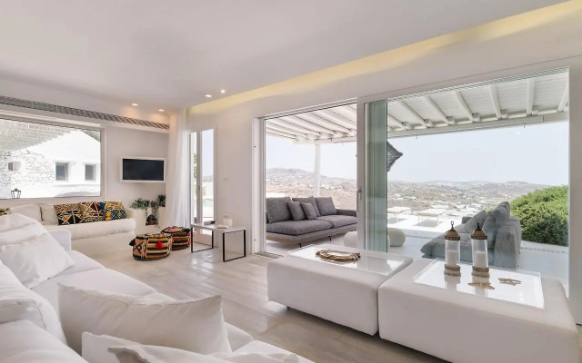 Villa Psarou - The Above Nammos Experience