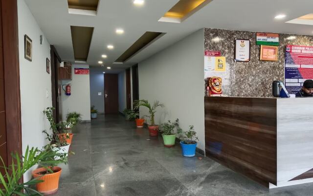 The Indian Hotel & Kitchen