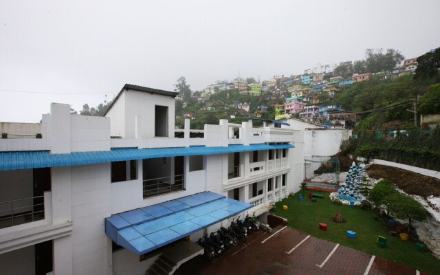 OYO 9950 Hotel Kurunji Meredian