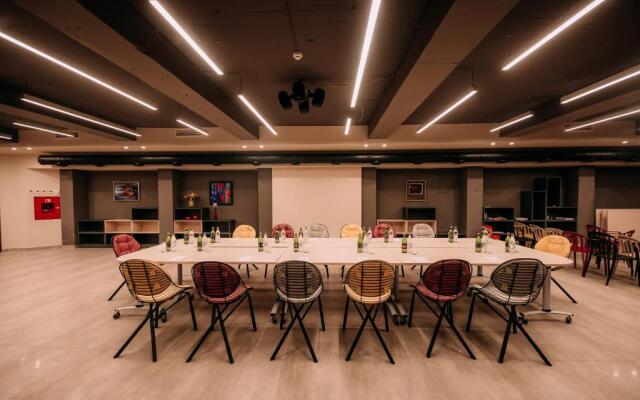 Dilijazz Hotel and Restaurant