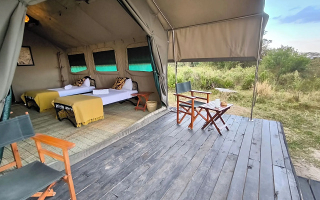 Julia's River Camp