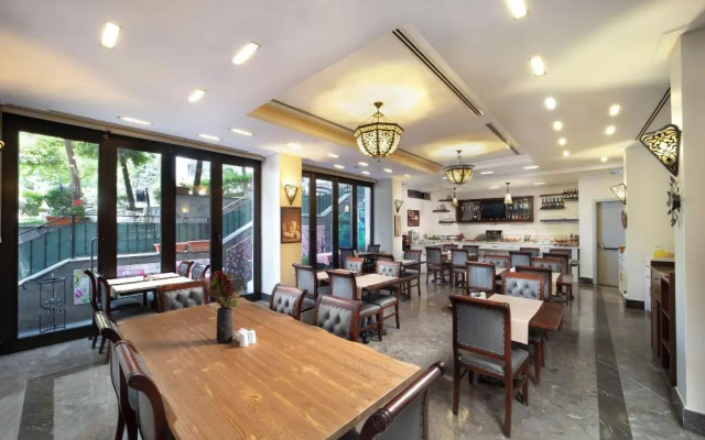 Recital Hotel