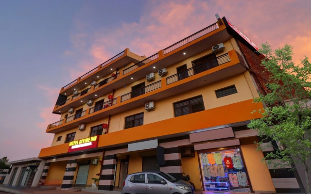 Itsy By Treebo - Divine Inn