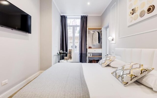 Opera Private Suites