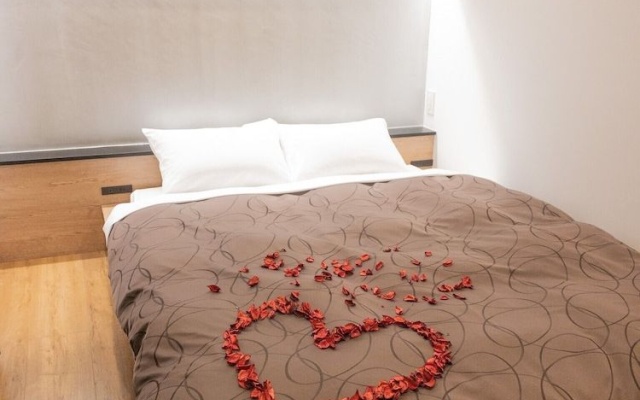 Crystal Park Hisamatsu – Guest Rooms – Miyakojima
