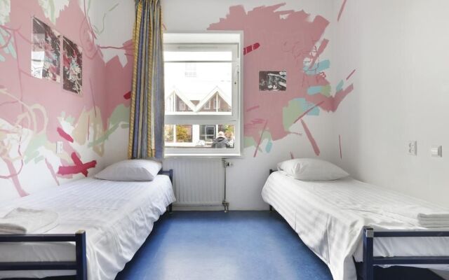 Hans Brinker Hostel