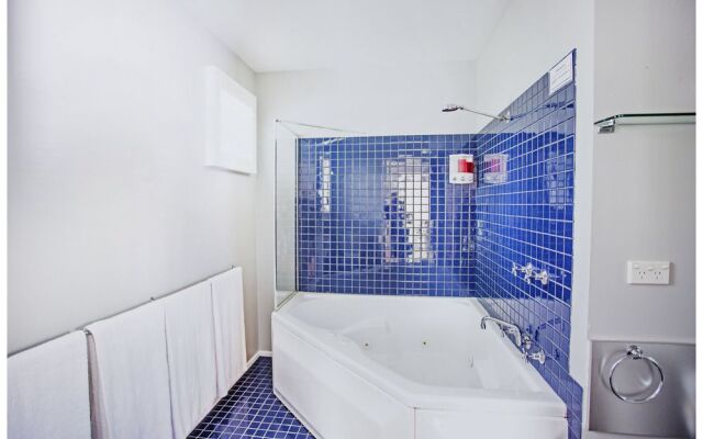 Lake Orchard Villas 1 - Daylesford