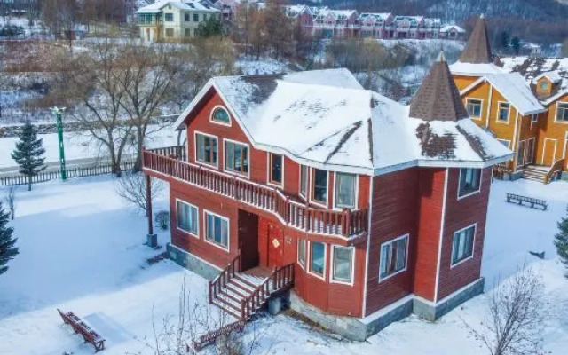 Yabuli snow house skiing private villa