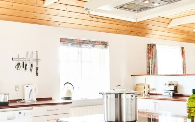 drivethru Bed & Breakfast Hvide Sande