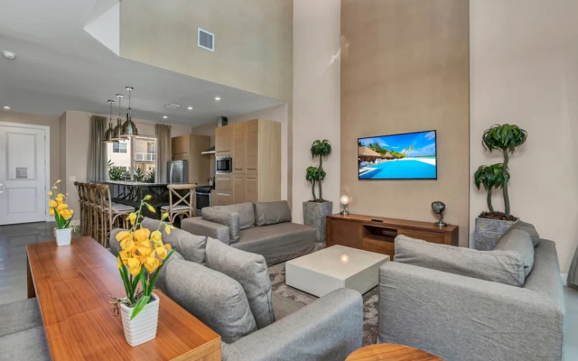 Modern Magic Village Resort Townhouse 7620
