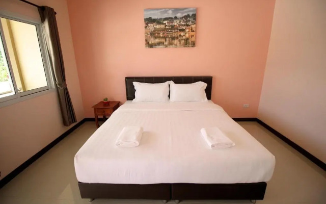 Khaohom Resort
