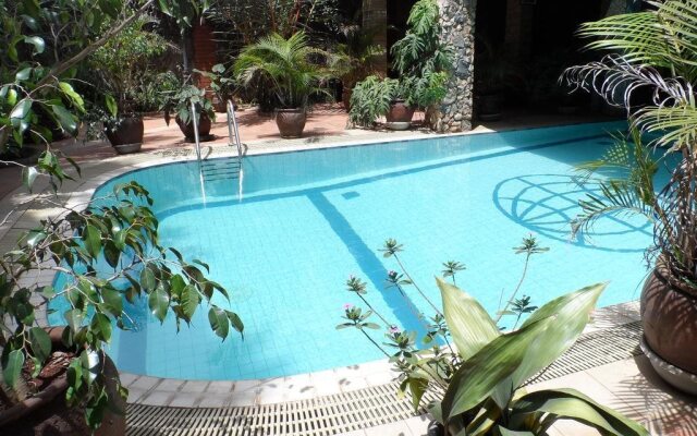 Tropical Towers Apartments