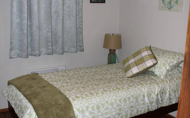 Kitimat Estuary Lodge B & B