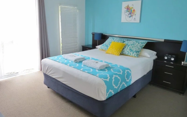 The Shores Holiday Apartments