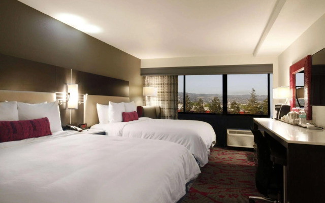 Radisson Hotel Oakland Airport