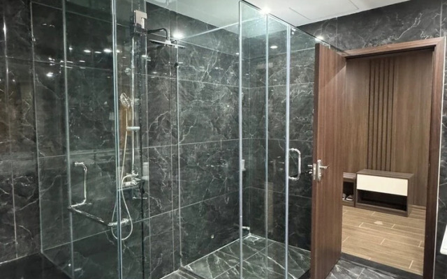 Luxury Phoenix Hotel 2