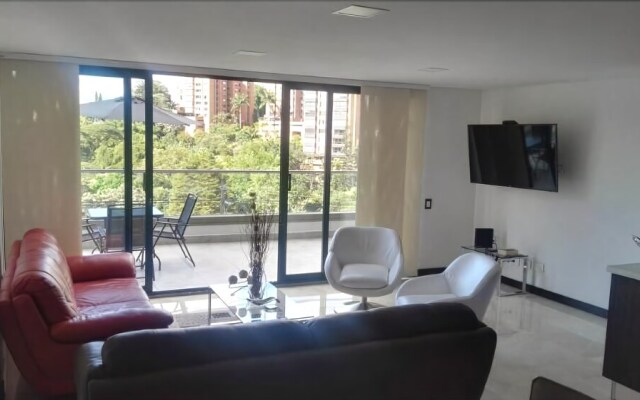 Apartamento de Lujo Poblado Campestre
