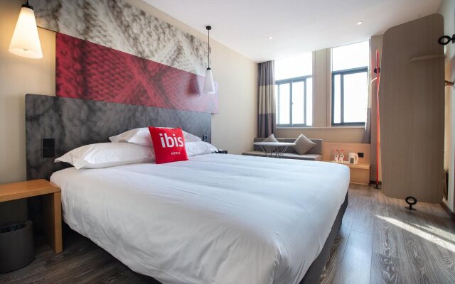 Ibis Guanyun Kowloon Port Water Street Hotel