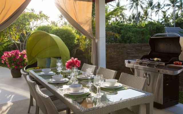 Beachside Villa Pina Colada with beachclub