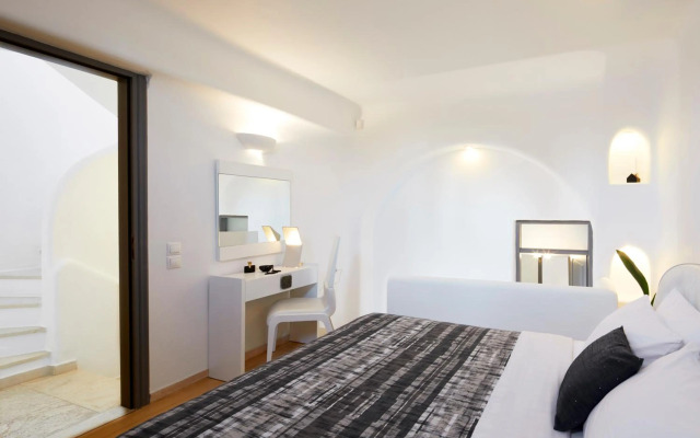 Santorini Princess Presidential Suites
