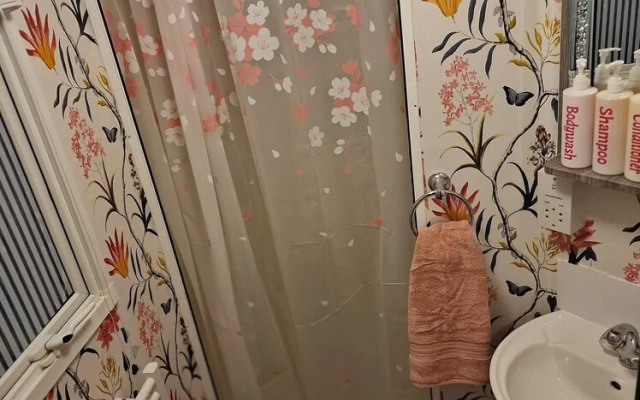 Inviting 3-bed Caravan in Porthcawl