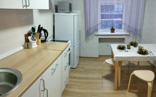 Apartments on Industrialnaya 1B street