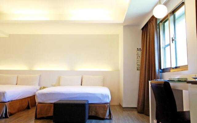 Yes Hotel
