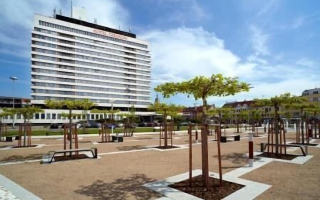 Hotel Cernigov