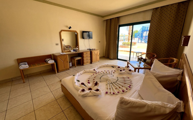 Sharm Cliff Resort