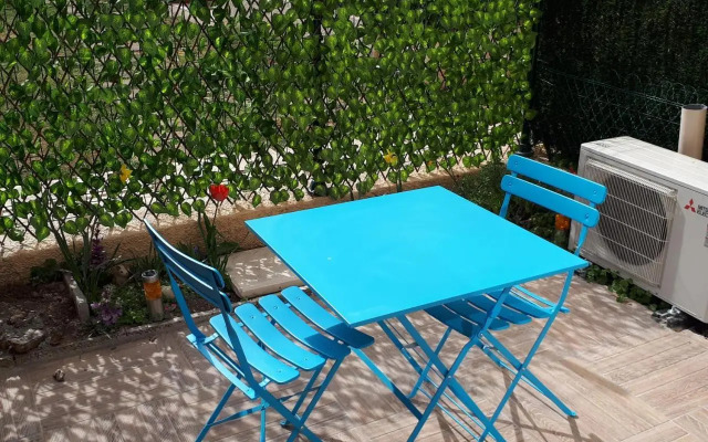 Studio avec jardinet