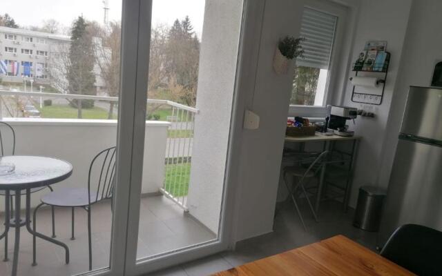 Apartman Majur