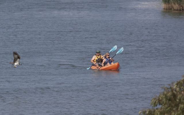 Knapps Narrows Marina & Inn