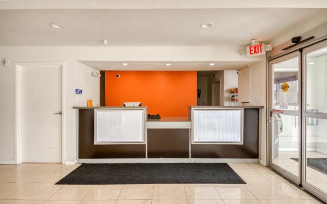 Motel 6 Denham Springs, LA