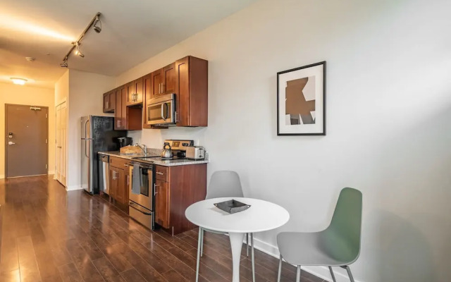 Cozysuites Musicrow Astonishing SDO Free Parking22