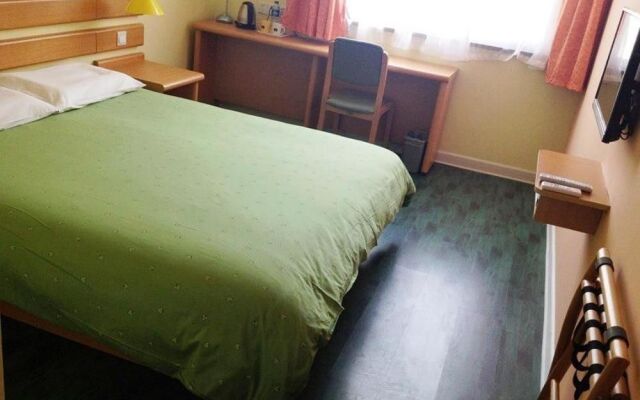 Home Inn Hotel