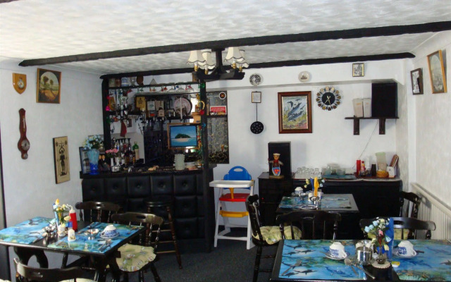 Spencer Court Hotel