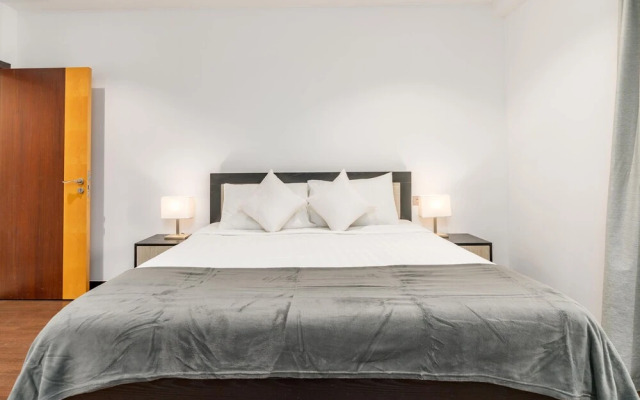 Lux BnB Duplex Casa Private Garden JBR