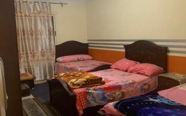 شقه مفروشه بالكامل