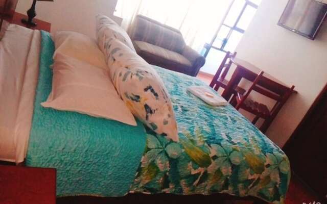 Alpamayo Guest House II B&B