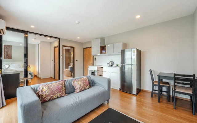 Modern Condo Walk to Rawai Beach C188