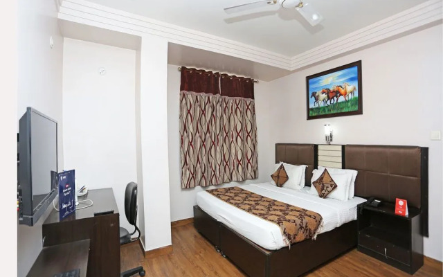 Oyo 1792 Near Railway Station