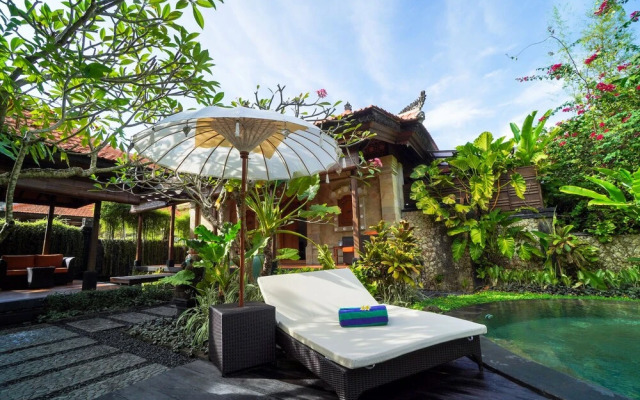 Giri Bhagawan Villas Spa