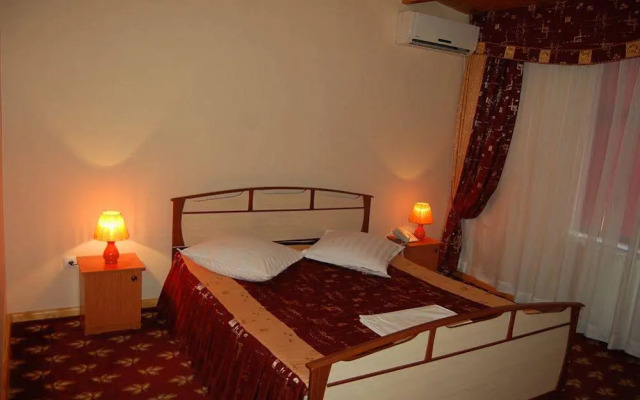 Grand Tashkent Hotel