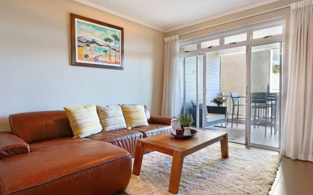 Penguin Haven . Luxury 2 bedroom, Boulders Beach.