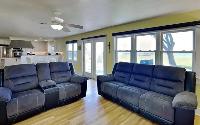 Island Time 3 Bedroom Home