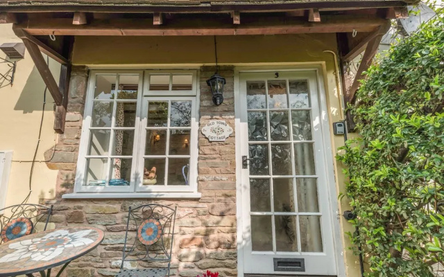 Old Town Cottage